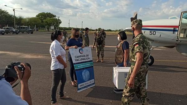 Llegaron las primeras vacunas contra el COVID-19 para el Chaco