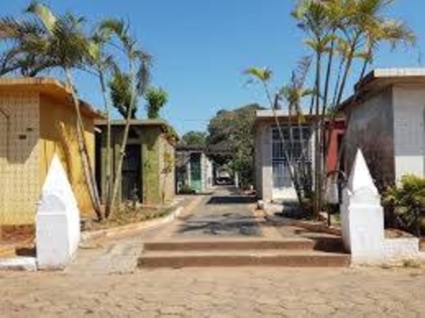Diario HOY | Olga González, encargada de Cementerio de la Municipalidad de San Lorenzo, sobre la situación en dicho camposanto