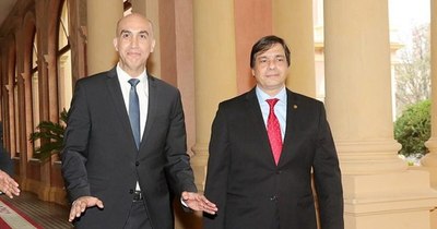 La Nación / Médico de IPS sobre Bataglia: “Sale Gubetich, queda su hijo. Nos cree estúpidos Marito”
