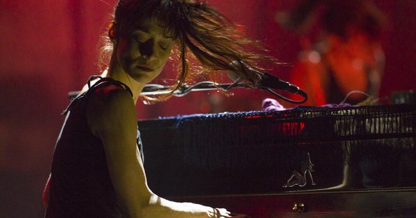 La Nación / Marginadas durante mucho tiempo en los Grammy, las rockeras reclaman su sitio