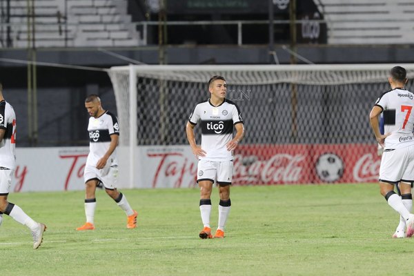 Olimpia encajó cuatro goles en un partido después de 1.853 días