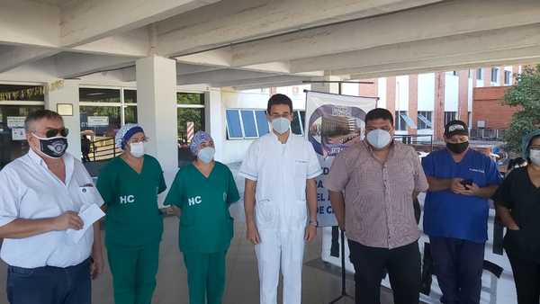 Funcionarios de Clínicas reclaman a nuevo ministro de Salud que les provea insumos - Megacadena — Últimas Noticias de Paraguay