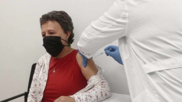 Italia suspende temporalmente la vacunación con un lote de AstraZeneca - Megacadena — Últimas Noticias de Paraguay