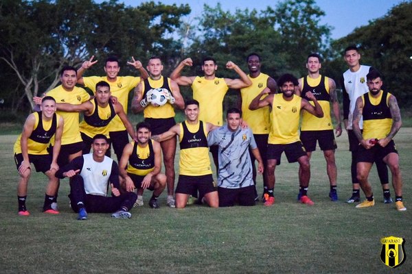 Guaraní recibe esta noche a Atlético Nacional de Medellín, en la ida de la fase 2 de la Copa Libertadores
