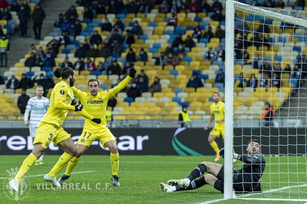 Ajax y Villarreal sacan medio pasaje a 'cuartos' de la Europa League