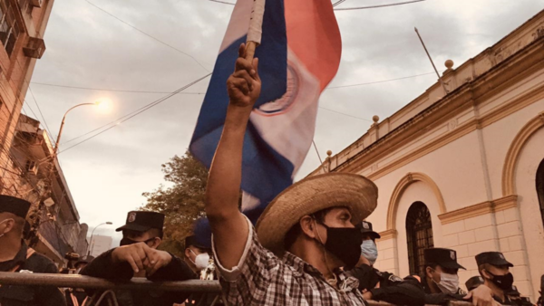 Galeano destaca despertar juvenil en las manifestaciones | El Independiente