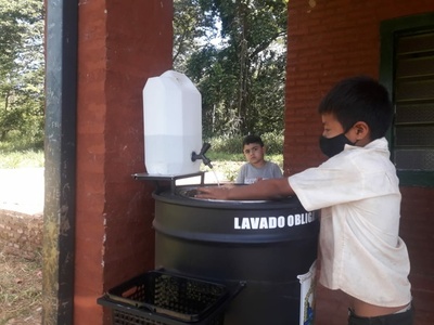 Gobernación de Itapúa donó equipamiento de bioseguridad a Escuelas Indígenas | El Independiente