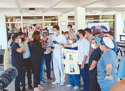 Crónica / En Clínicas no tienen ni para lavandina he’i