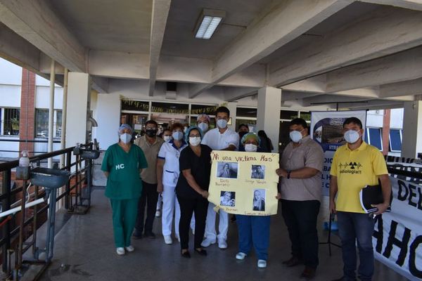Sindicalistas urgen a Salud Pública provisión de insumos, antibióticos y retrovirales para pacientes de Clínicas - Nacionales - ABC Color