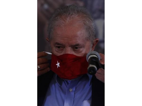 Agravamiento de la pandemia presiona a Jair Bolsonaro