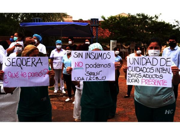 En Clínicas exigen insumos
