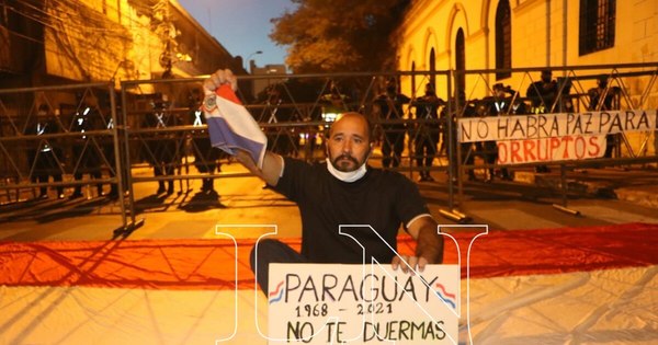 La Nación / “Se redujo volumen de movilizados”