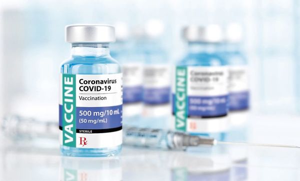 Salud anuncia negociaciones, pero las vacunas no llegan - Nacionales - ABC Color