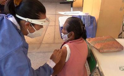 México reporta primer caso mortal por reacción a vacuna en mujer de 75 años - Mundo - ABC Color