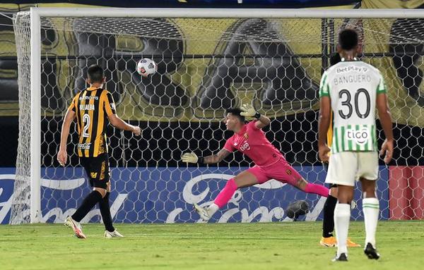 El Aborigen no pudo contra el Atlético y cayó en el Defensores