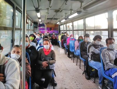 Sociedades médicas exigen medidas ante elevados contagios de covid-19 · Radio Monumental 1080 AM
