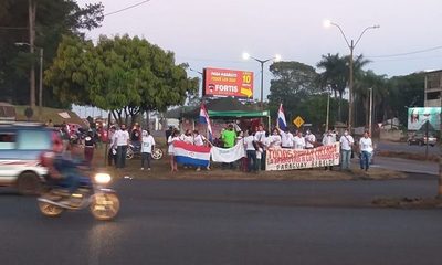 Conductores están hartos de manifestantes que bloquean ruta en CDE