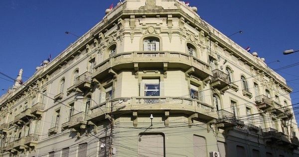 La Nación / Hacienda destaca que se mantiene dinamismo de ingresos fiscales