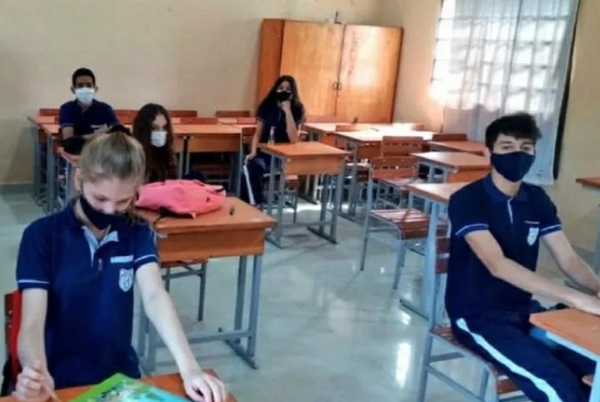 Situación de clases presenciales se definirá hoy – Prensa 5