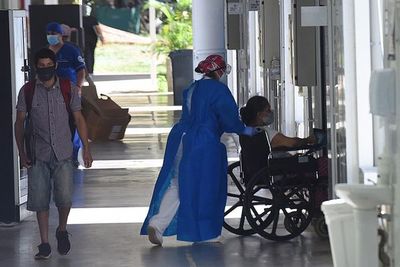 Círculo de Médicos insta a sostener las medidas sanitarias para evitar el avance del coronavirus - Nacionales - ABC Color