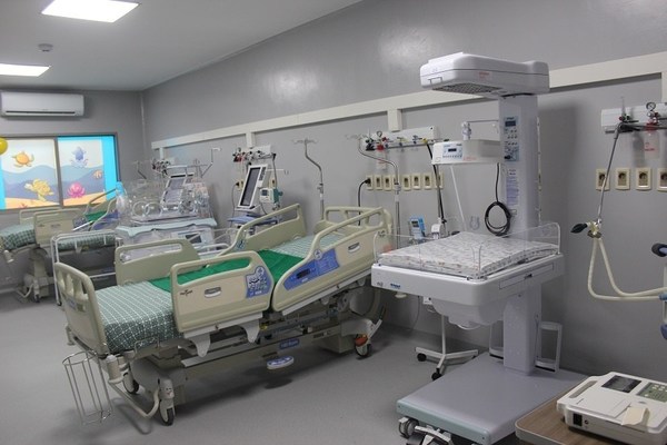 Salud reporta que 13 pacientes se encuentran ventilados en Urgencias esperando cama en Terapia