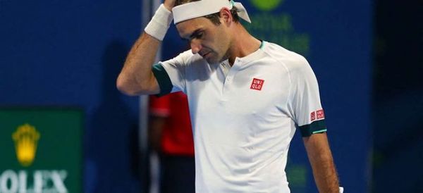 Federer se retira del torneo de Dubái tras su derrota en Catar