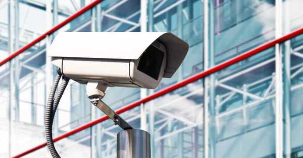 Hackers accedieron a 150.000 cámaras de seguridad en Estados Unidos: espiaron a Tesla, cárceles y hospitales - C9N