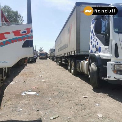 Levantan bloqueo de rutas para camioneros varados en Falcón | Ñanduti