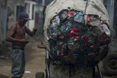 Cámara de Industria de Nicaragua advierte sobre el desabastecimiento de plástico - MarketData
