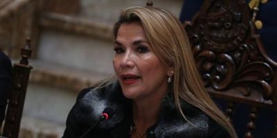La justicia de Bolivia ordenó el arresto de la ex presidente Jeanine Áñez