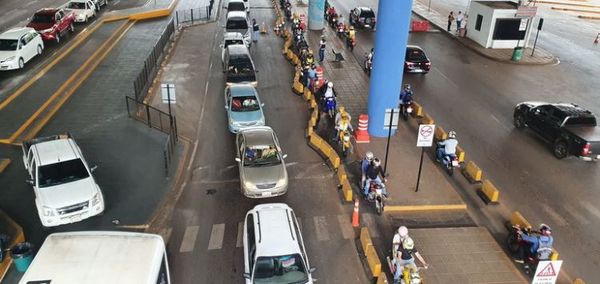 Descontrol total en la frontera con Brasil
