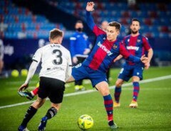 Levante gana el derbi al Valencia - Fútbol - ABC Color