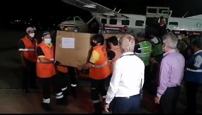 Lote de 3.000 dosis de vacuna donada por Emiratos Árabes Unidos ya están en territorio paraguayo - Megacadena — Últimas Noticias de Paraguay