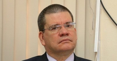 La Nación / Unas 36 mil dosis llegarían el martes y 64 mil, en semanas