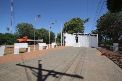 Crónica / ¡PEOR QUE EL VIRUS! San Roque vuelve a nacer tras discriminación