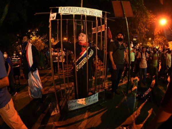 Tras semana de protestas, grupos se organizan para resistir en la calle