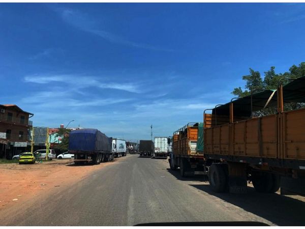 Levantan bloqueo en Clorinda y cargas vuelven a circular
