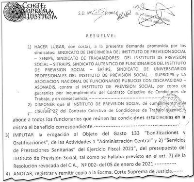 En época de crisis económica, IPS pagó aguinaldo extra a funcionarios - Nacionales - ABC Color