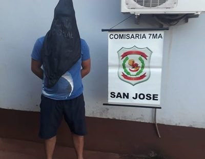 Joven borracho choca contra dos vehículos y se resiste a un control – Diario TNPRESS