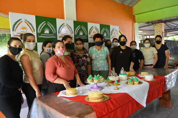 Dictarán nuevos talleres de cocina para emprendedoras en la UNE