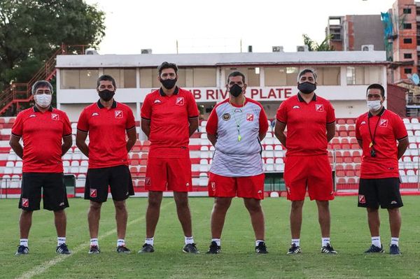Enrique Landaida debuta como técnico de River Plate - River Plate - ABC Color