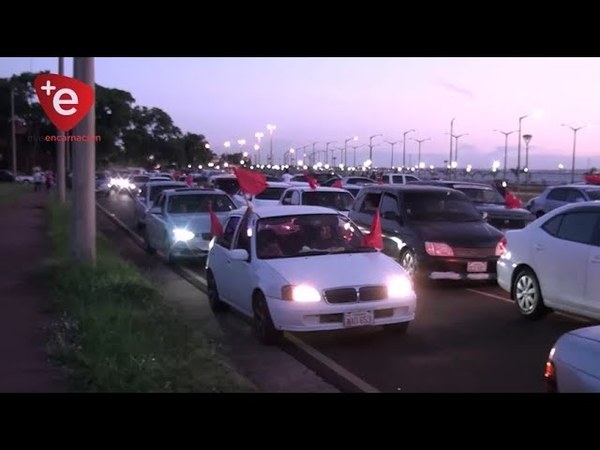 COLORADOS SE MOVILIZARON EN CARAVANA EN APOYO A LA GESTIÓN DEL PTE. ABDO