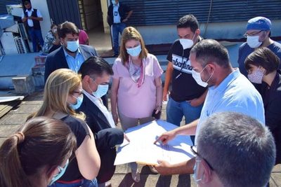 Intendente de Villa Elisa anuncia la construcción del segundo pabellón de contingencia | Ñanduti