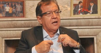 La Nación / Caso Nicanor: Tuma destaca fallo de la Justicia y pide a Abdo destituir al político