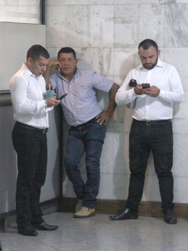 Juicio para nueva pena de condenados en caso “caseros de oro” - Nacionales - ABC Color
