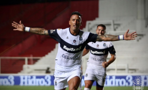 Diario HOY | Lucas Barrios da el empate a Gimnasia de La Plata