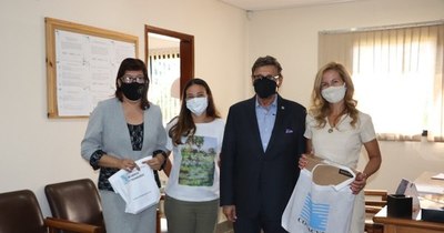 La Nación / Premio a proyectos sobre experiencias educativas
