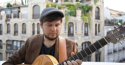 La Nación / Orlando Bonzi presenta hoy a Symbiosis Strings