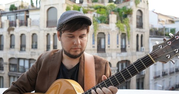 La Nación / Orlando Bonzi presenta hoy a Symbiosis Strings
