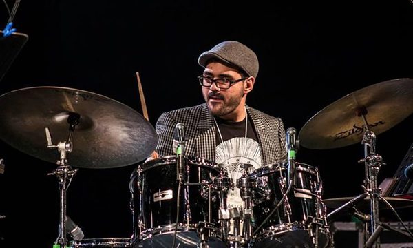 Drácena presenta a Orlando Bonzi